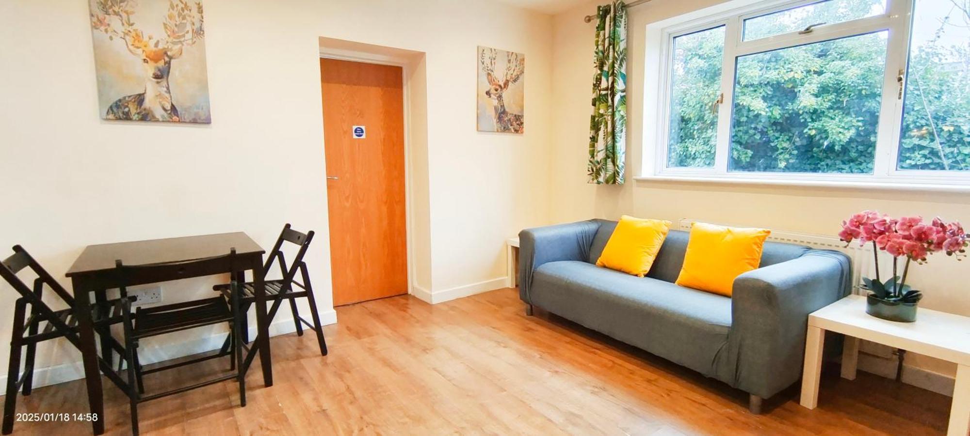 Apartment Apple Garden B-4 London